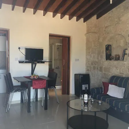 Holiday home Papas Villa Stone House *